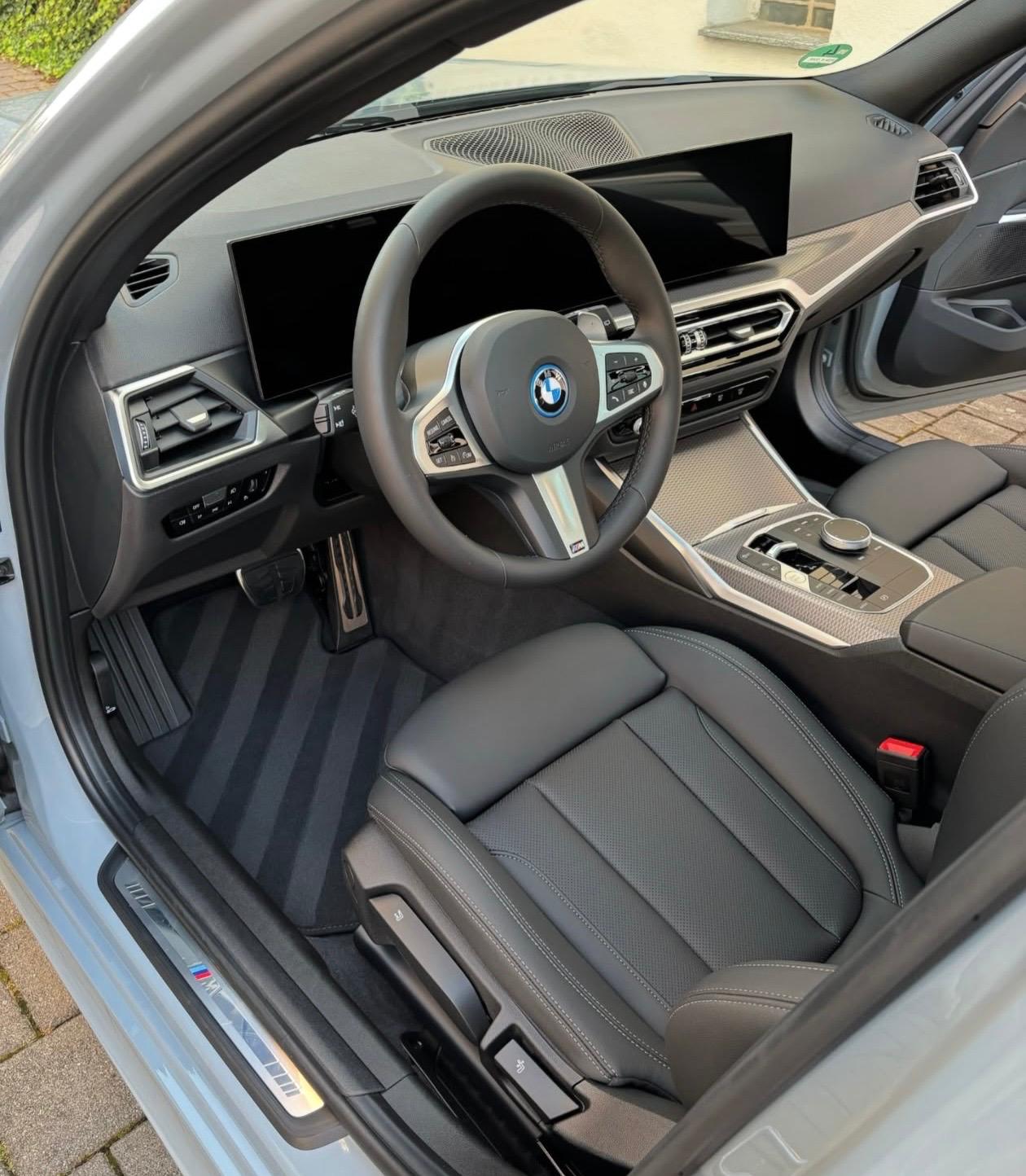 BMW in Matt – nach der Aufbereitung