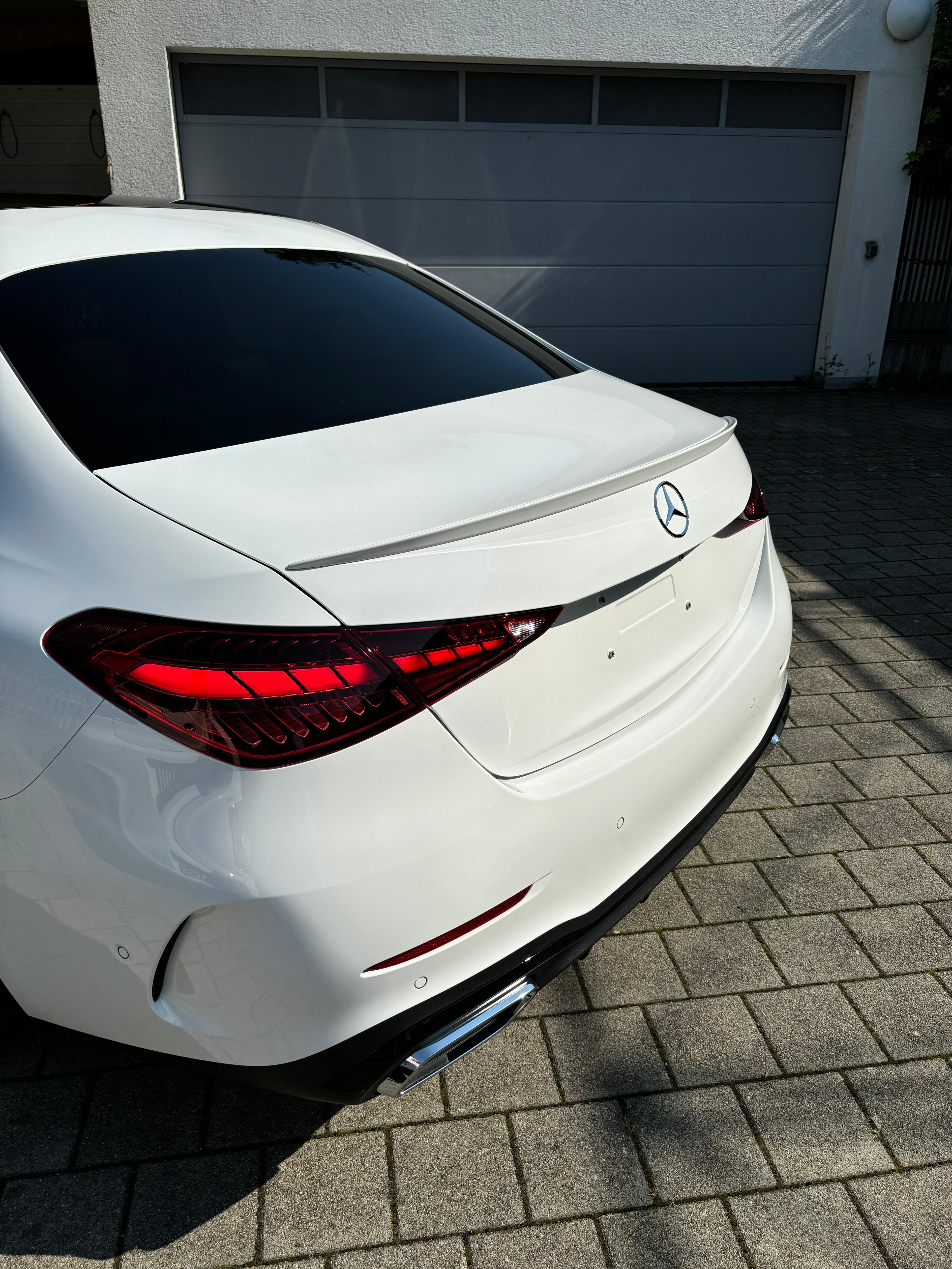 Mercedes in Weiß – nach der Aufbereitung